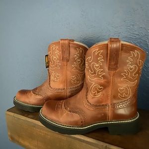 Ariat Fat Baby Cowboy boot. NWT. Size 10 women.